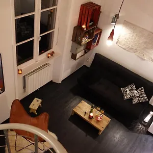 St Malo Intra-muros Duplex 2 Wifi Débit à 3 Min Des Plages , Saint-Malo France