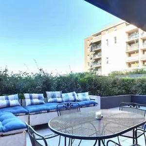 Appartement Spacieux Avec Grande Terrasse, Marseille